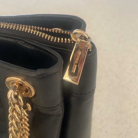 Michael Kors Classic Chevron Quilted Leather Tote - Picture 2 of 15